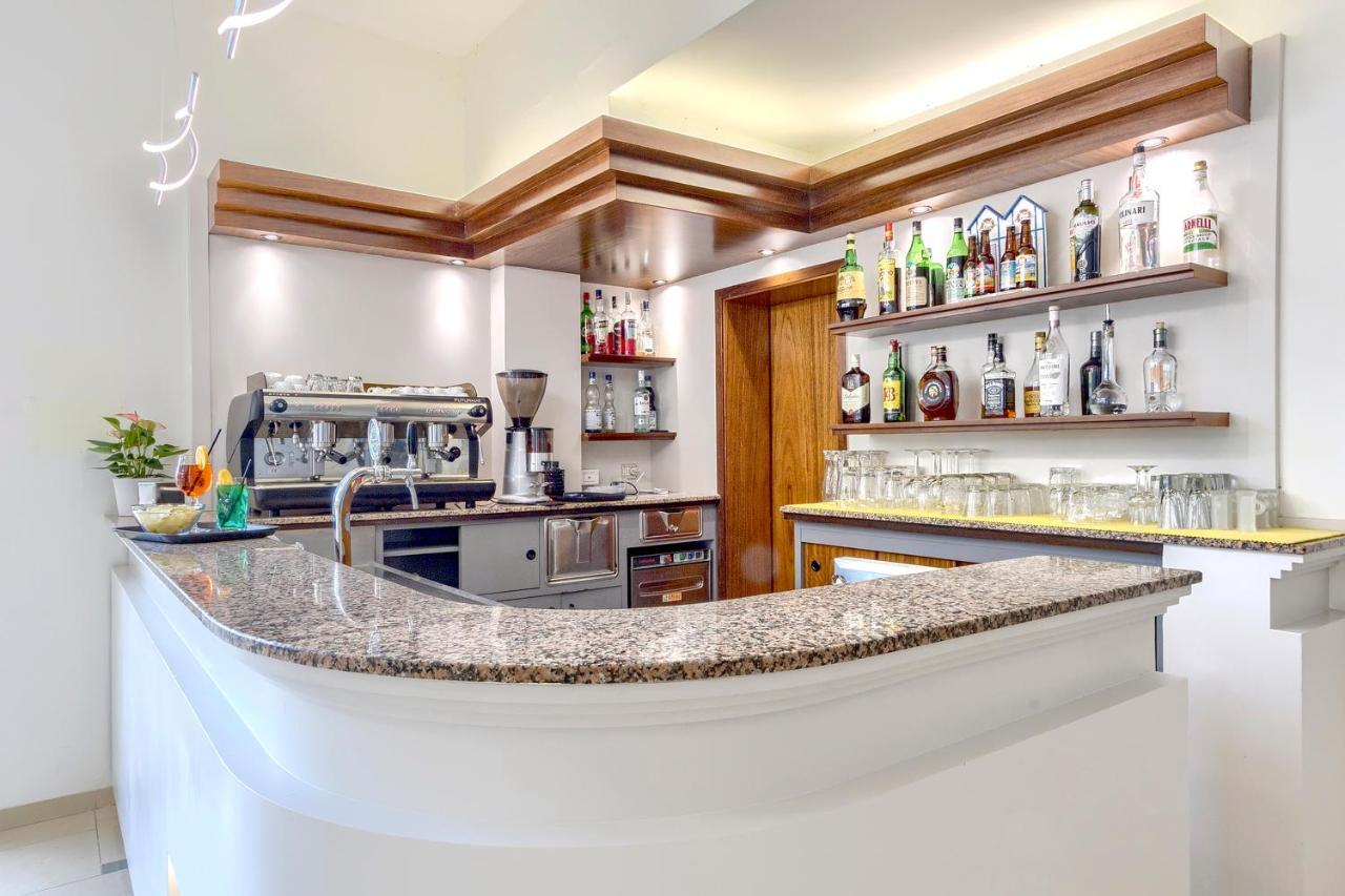 Savoia Hotel Misano Adriatico Εξωτερικό φωτογραφία