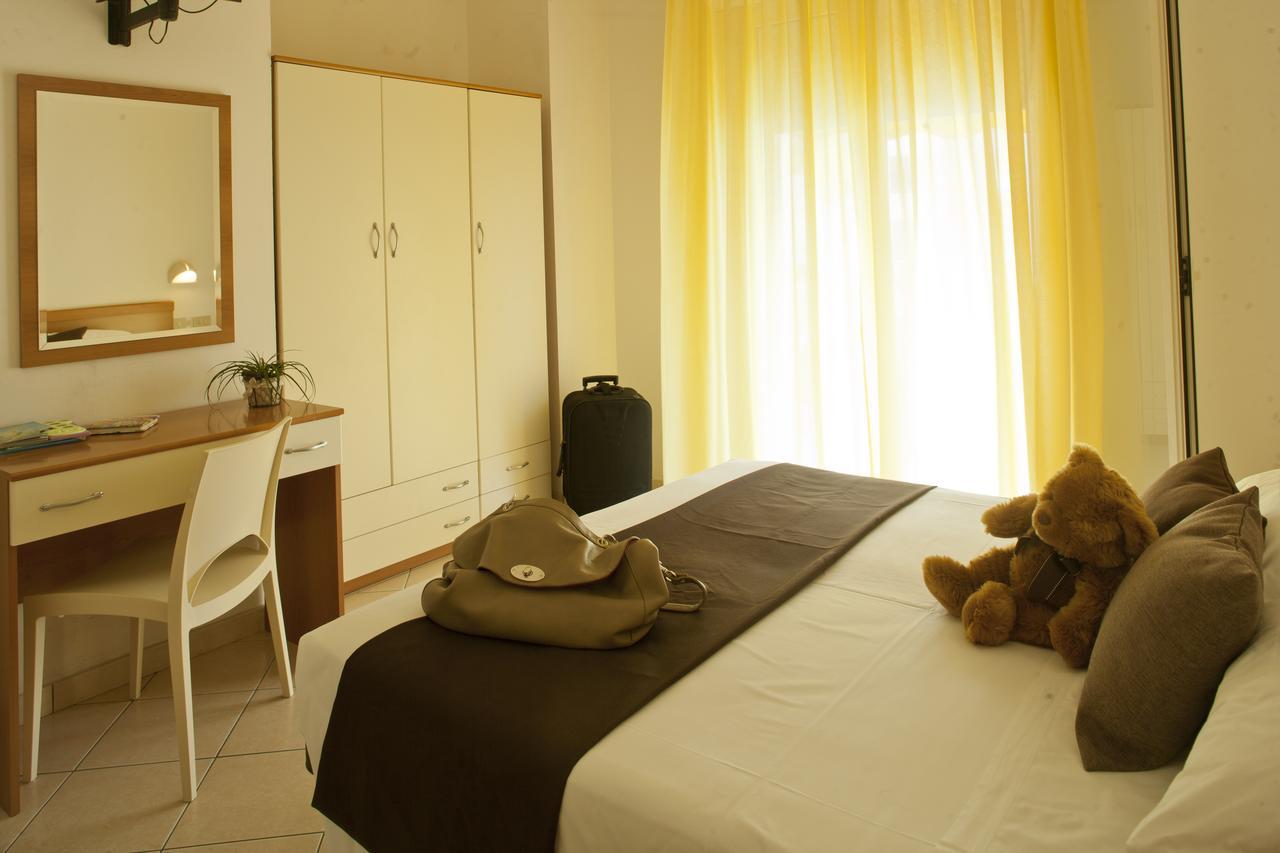 Savoia Hotel Misano Adriatico Εξωτερικό φωτογραφία